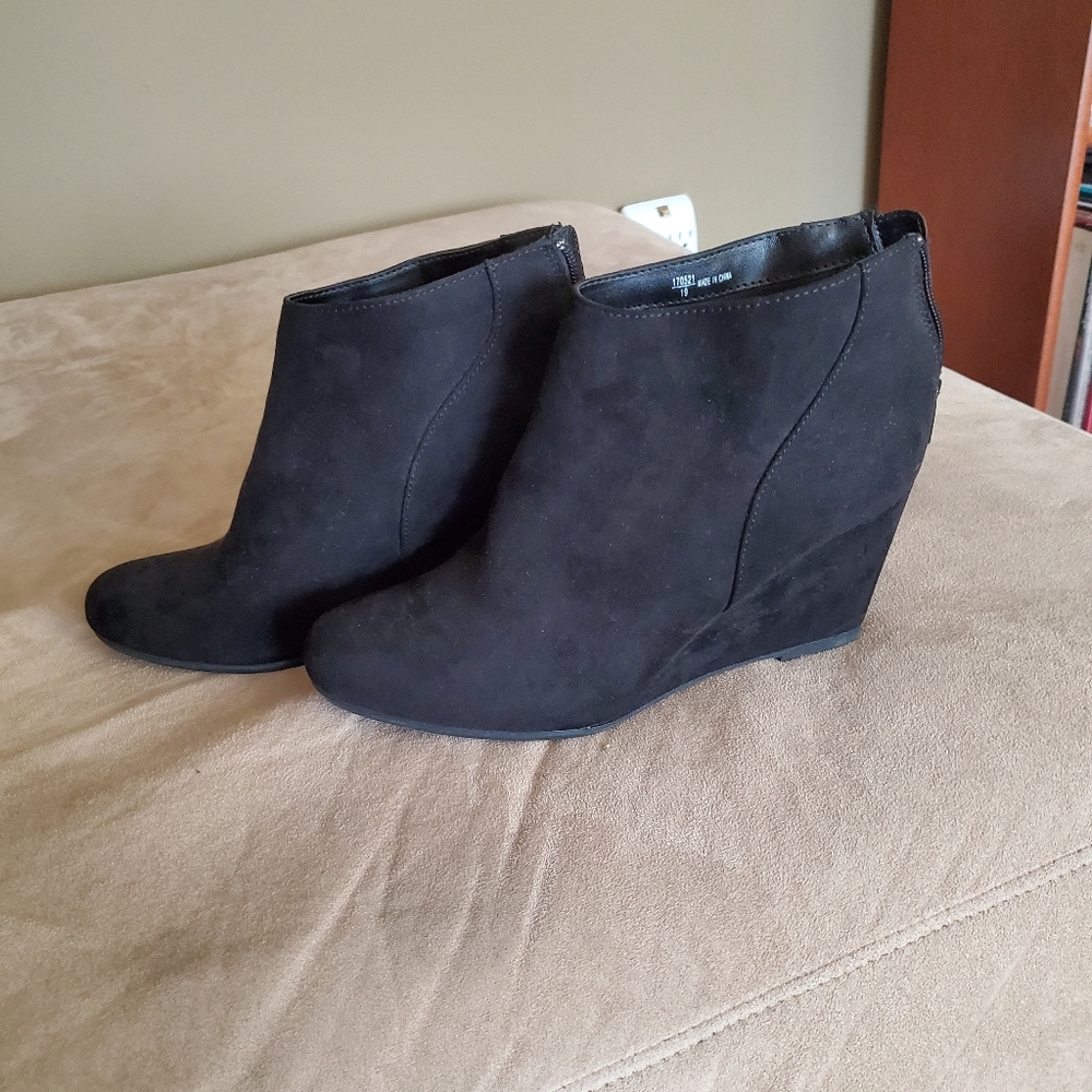 Black suede ankle booties